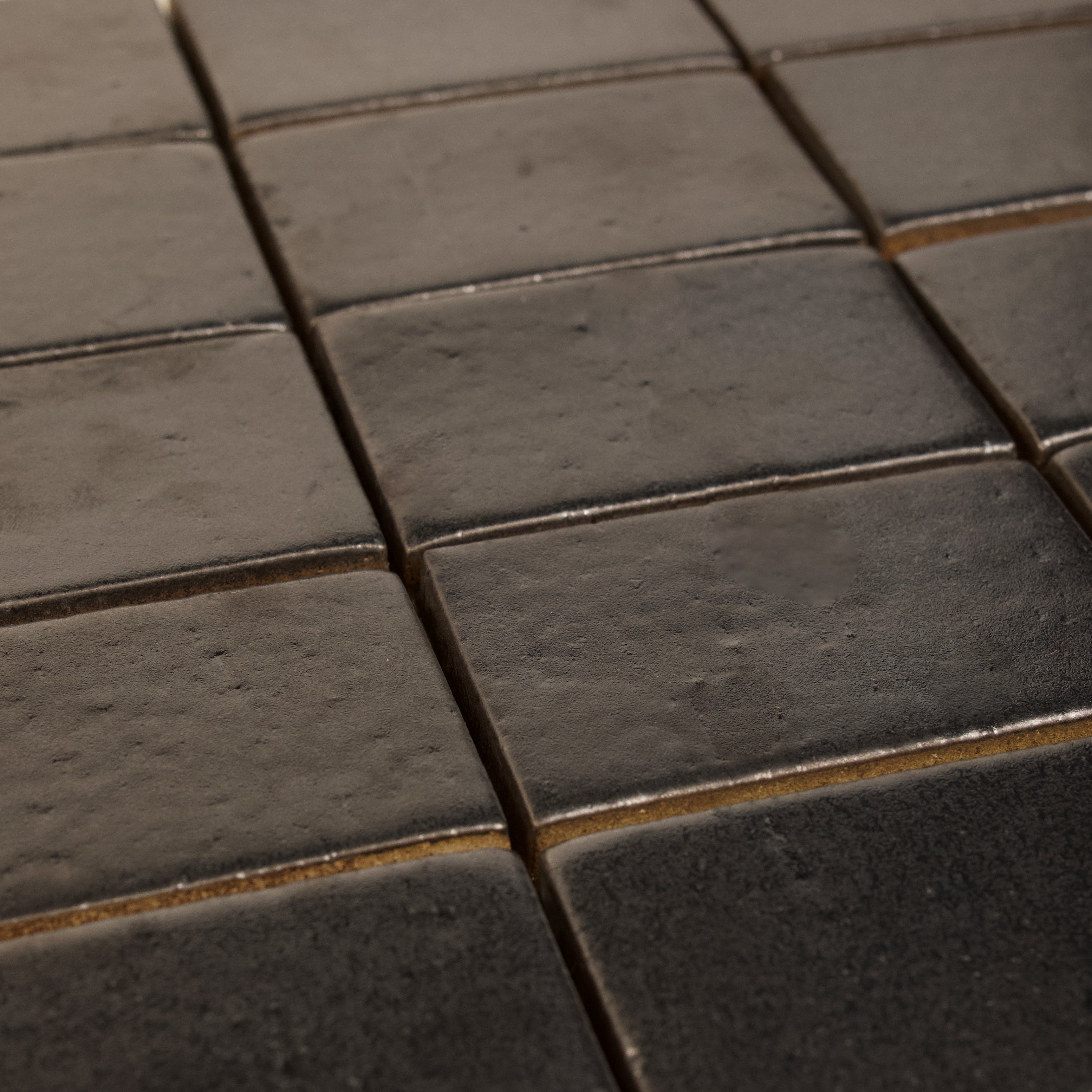 Cascadia Iridium Ceramic Tile